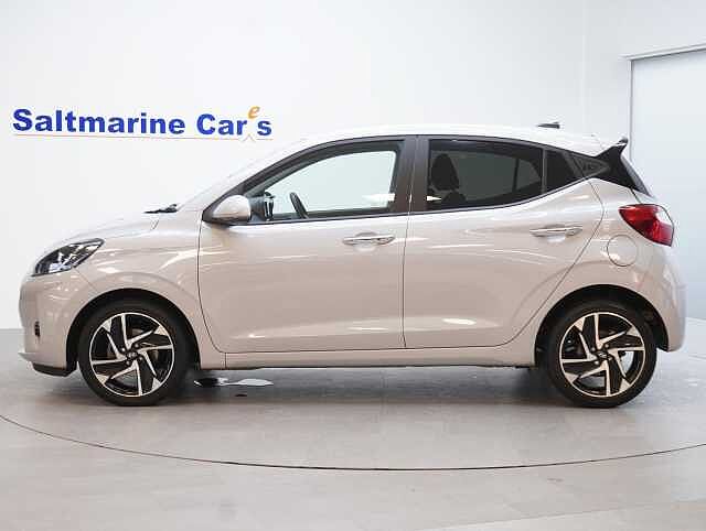Hyundai i10 1.0 Premium Hatchback 5dr Petrol Manual Euro 6 (s/s) (63 ps)