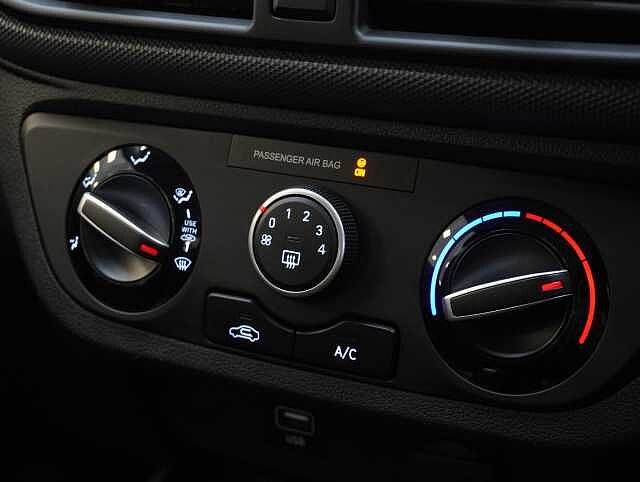 Hyundai i10 1.2 SE Connect Hatchback 5dr Petrol Manual Euro 6 (s/s) (84 ps)