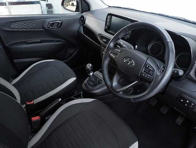 Hyundai i10 1.2 SE Connect Hatchback 5dr Petrol Manual Euro 6 (s/s) (84 ps)