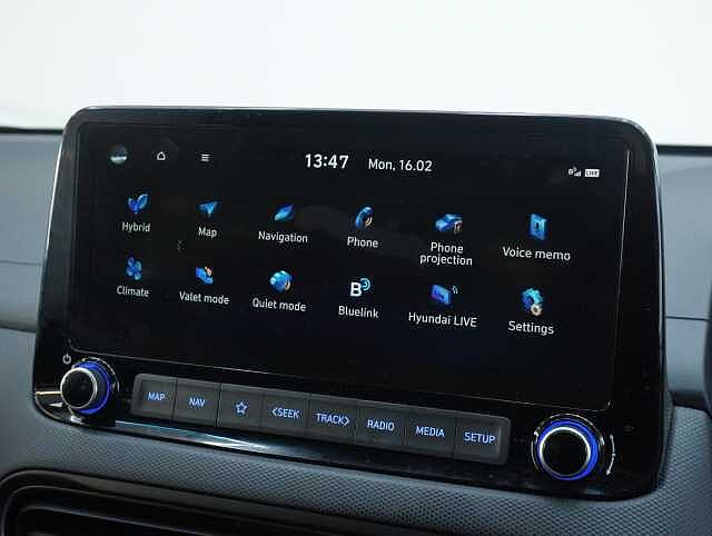 Hyundai KONA 1.6 h-GDi Premium SUV 5dr Petrol Hybrid DCT Euro 6 (s/s) (141 ps)