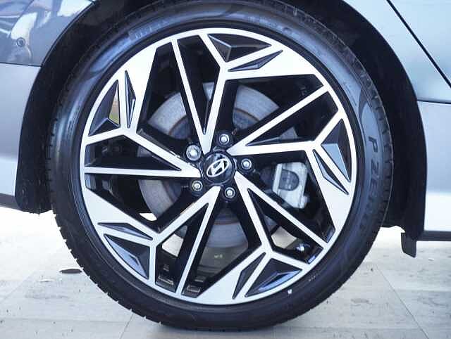 Hyundai IONIQ 6 77.4kWh Ultimate Saloon 4dr Electric Auto (228 ps)