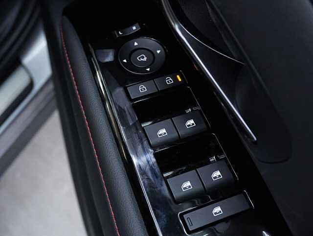 Hyundai TUCSON 1.6 T-GDi N Line SUV 5dr Petrol Hybrid Auto Euro 6 (s/s) (215 ps) Shimmering Silver