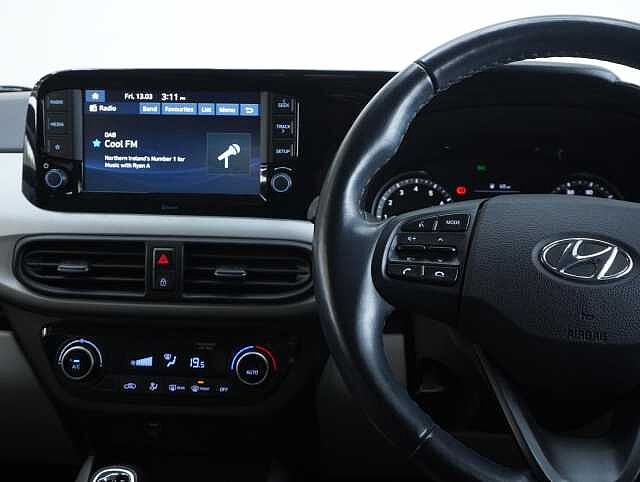 Hyundai i10 1.0 Premium Hatchback 5dr Petrol Manual Euro 6 (s/s) (67 ps)