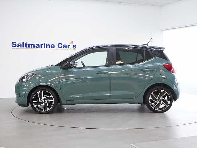 Hyundai i10 1.0 Premium Hatchback 5dr Petrol Manual Euro 6 (s/s) (67 ps)