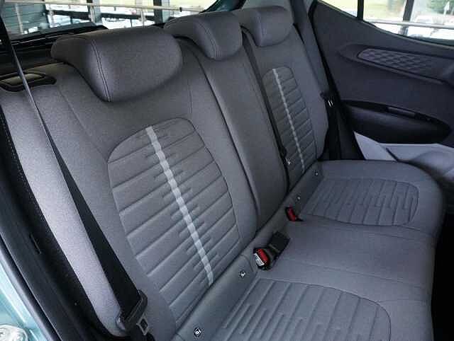 Hyundai i10 1.0 Premium Hatchback 5dr Petrol Manual Euro 6 (s/s) (67 ps)