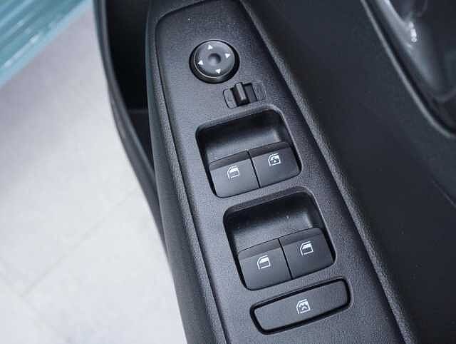 Hyundai i10 1.0 Advance Hatchback 5dr Petrol Manual Euro 6 (s/s) (63 ps)