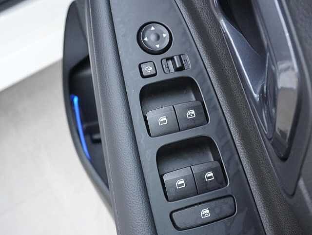 Hyundai i20 1.0 T-GDi MHEV Premium Hatchback 5dr Petrol Hybrid DCT Euro 6 (s/s) (100 ps)