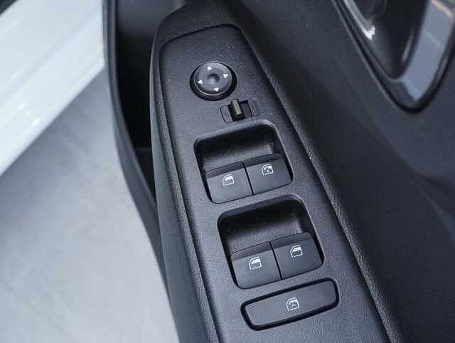 Hyundai i10 1.0 Advance Hatchback 5dr Petrol Manual Euro 6 (s/s) (63 ps)