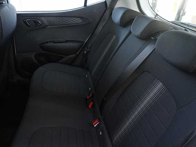 Hyundai i10 1.0 Advance Hatchback 5dr Petrol Manual Euro 6 (s/s) (63 ps)