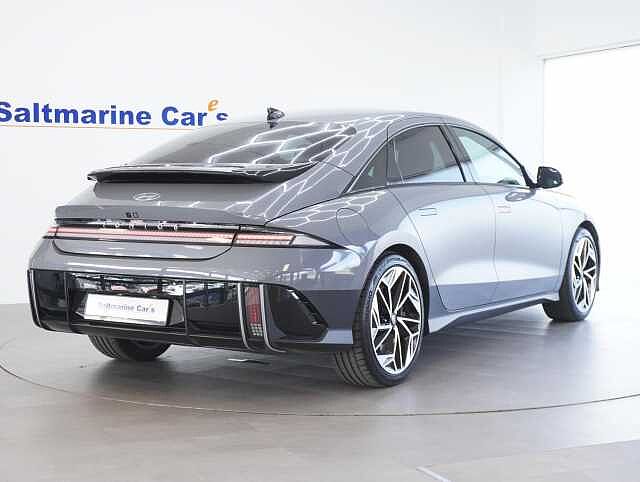 Hyundai IONIQ 6 77.4kWh Premium Saloon 4dr Electric Auto AWD (325 ps)