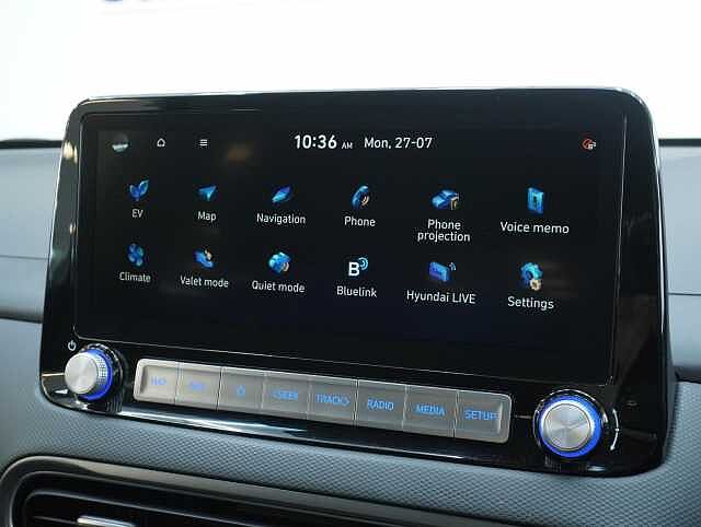 Hyundai KONA 39kWh Premium SUV 5dr Electric Auto (10.5kW Charger) (136 ps) Cyber Grey