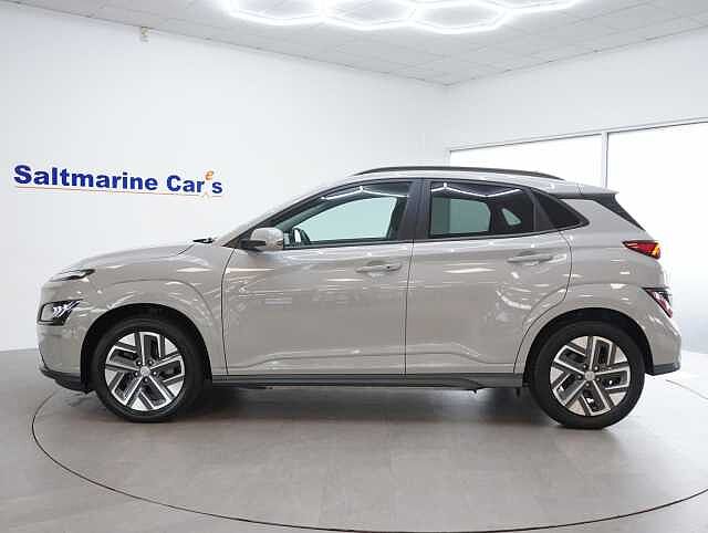 Hyundai KONA 39kWh Premium SUV 5dr Electric Auto (10.5kW Charger) (136 ps) Cyber Grey
