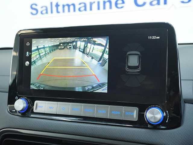 Hyundai KONA 64kWh Premium SUV Electric Auto (10.5kW Charger) (204 ps) NI REG