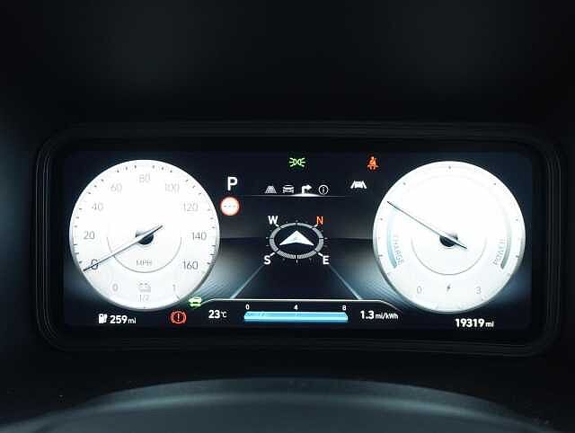 Hyundai KONA 64kWh Premium SUV Electric Auto (10.5kW Charger) (204 ps) NI REG