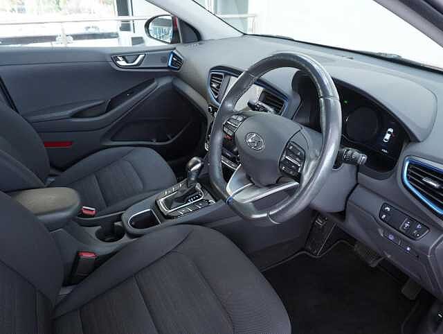 Hyundai IONIQ 1.6 h-GDi GPF Premium Hatchback 5dr Petrol Hybrid DCT Euro 6 (s/s) (141 ps)