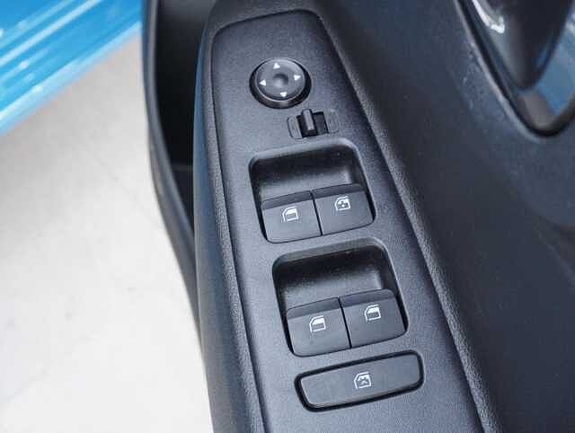 Hyundai I10 1.2 SE Connect Hatchback 5dr Petrol Manual Euro 6 (s/s) (84 ps) Blue