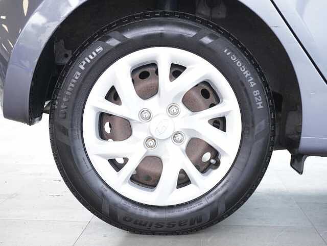 Hyundai i10 1.0 SE Hatchback 5dr Petrol Manual Euro 6 (67 ps)