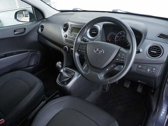 Hyundai i10 1.0 SE Hatchback 5dr Petrol Manual Euro 6 (67 ps)