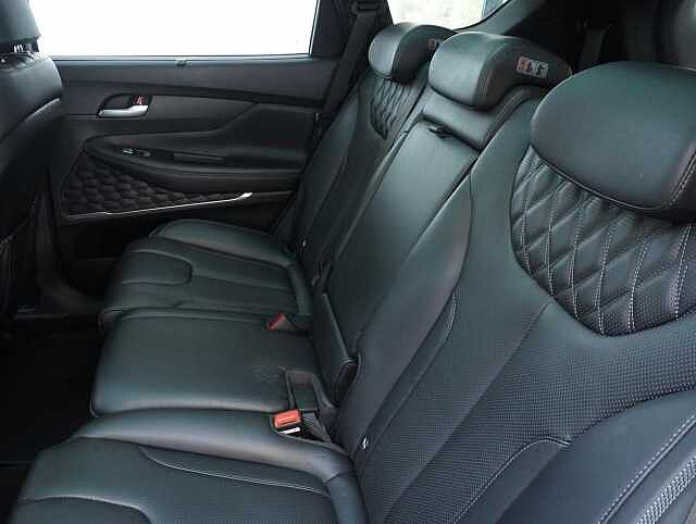 Hyundai Santa Fe 2.2 CRDi Ultimate SUV 5dr Diesel DCT 4WD Euro 6 (s/s) (193 ps)