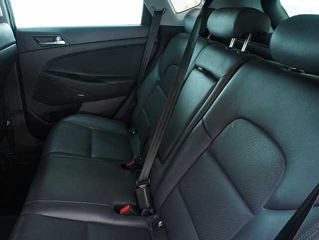 Hyundai TUCSON 1.6 GDi Premium SUV 5dr Petrol Manual Euro 6 (s/s) (132 ps)