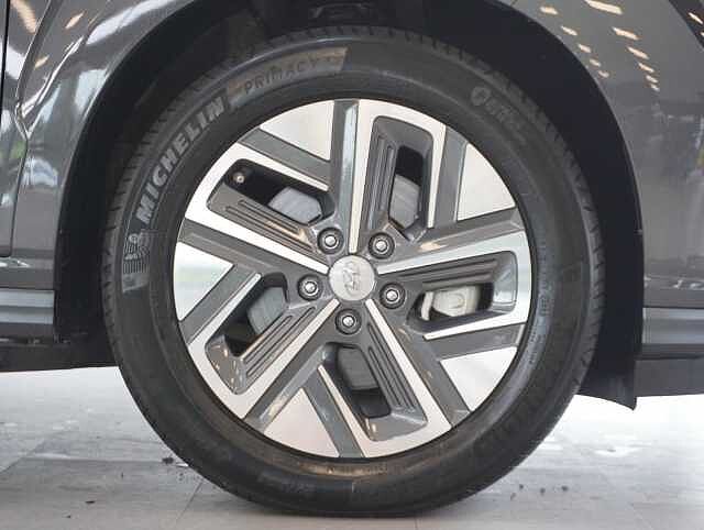 Hyundai KONA 64kWh Premium SUV 5dr Electric Auto (10.5kW Charger) (204 ps)