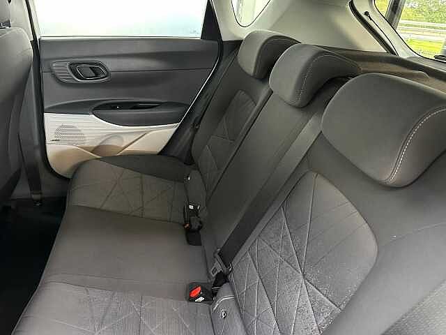 Hyundai BAYON 1.0 T-GDi MHEV Ultimate SUV 5dr Petrol Hybrid DCT Euro 6 (s/s) (100 ps)