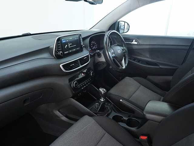 Hyundai TUCSON 1.6 GDi SE Nav SUV 5dr Petrol Manual Euro 6 (s/s) (132 ps)