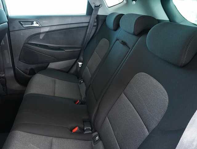 Hyundai TUCSON 1.6 GDi SE Nav SUV 5dr Petrol Manual Euro 6 (s/s) (132 ps)